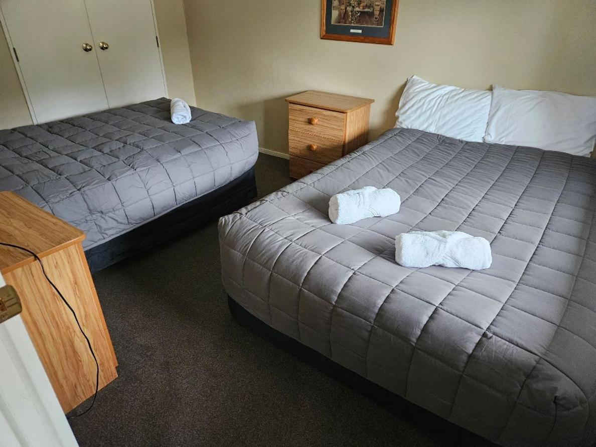 Kiwi Park Motels Murchison Buitenkant foto