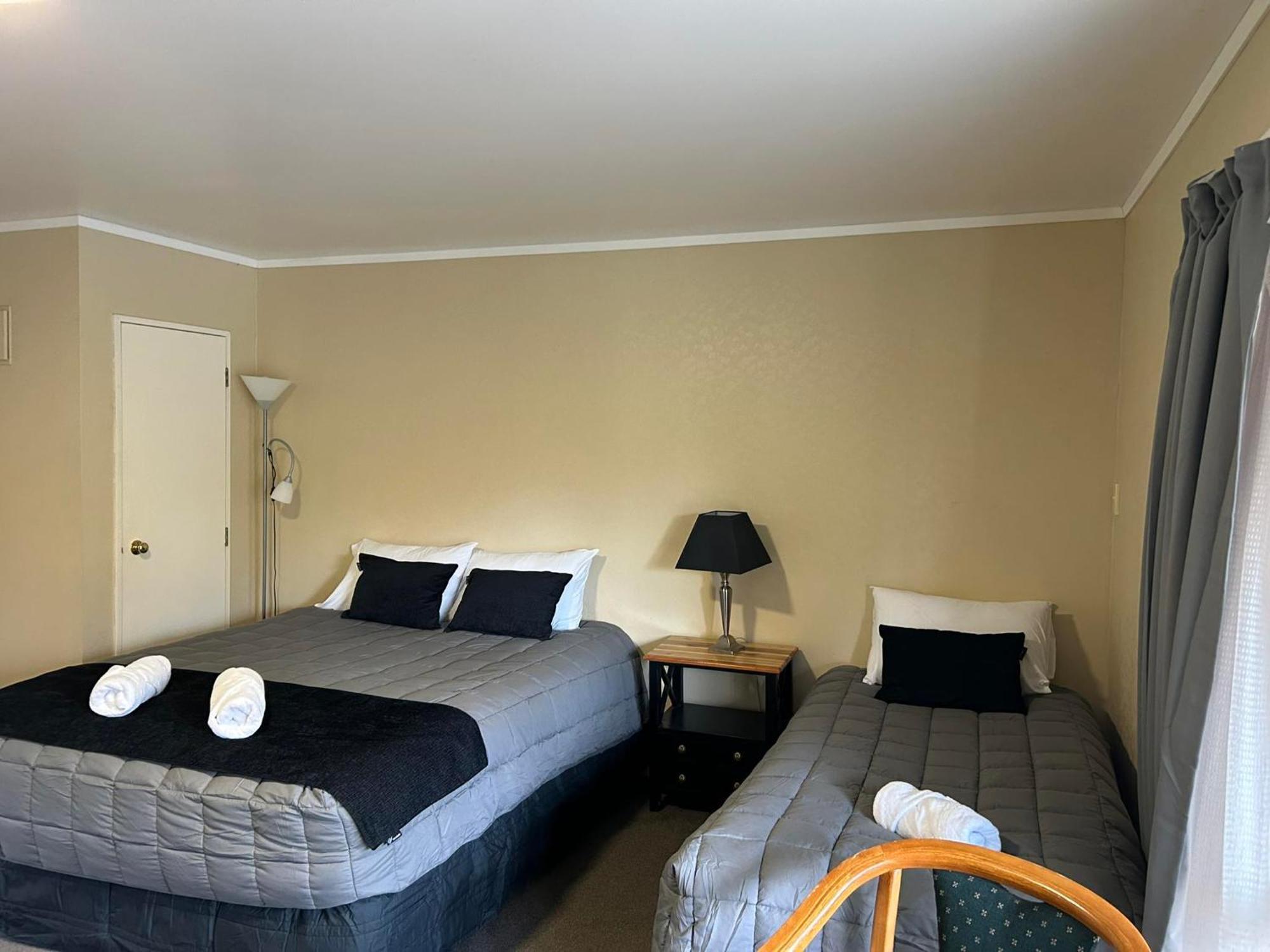 Kiwi Park Motels Murchison Buitenkant foto