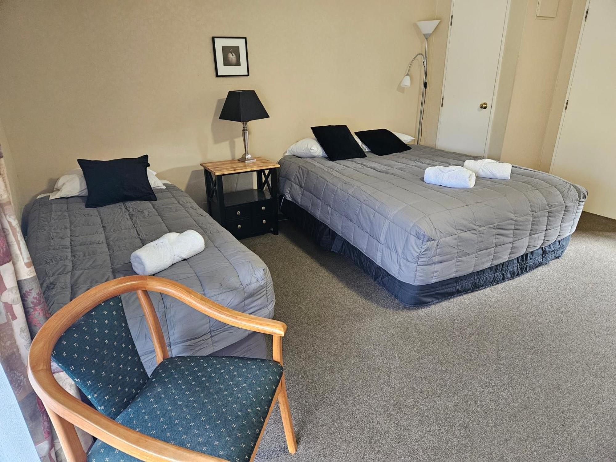 Kiwi Park Motels Murchison Buitenkant foto