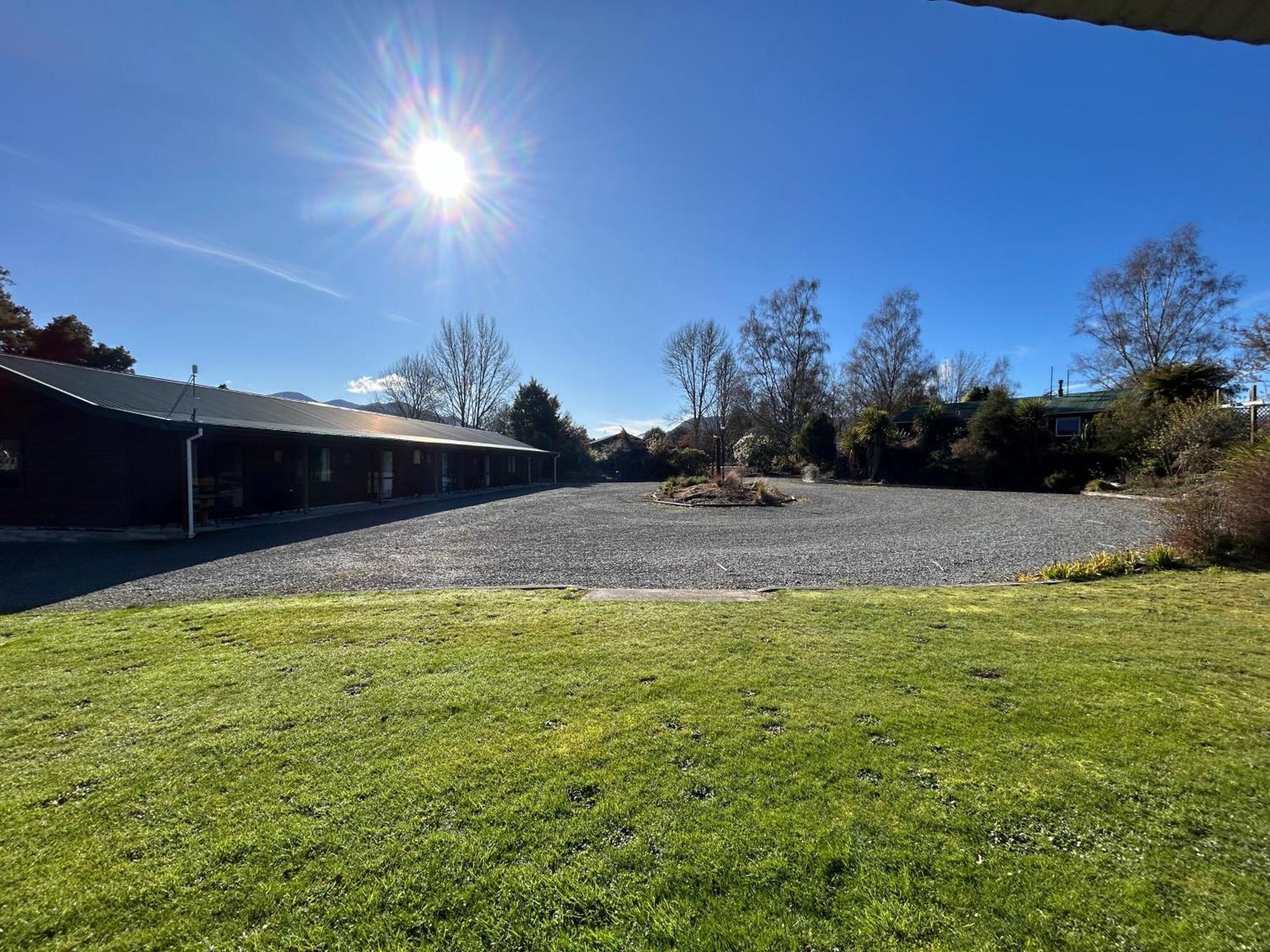 Kiwi Park Motels Murchison Buitenkant foto