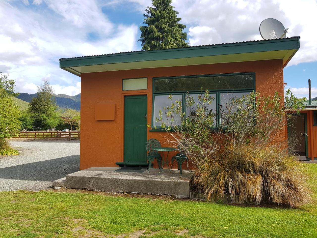 Kiwi Park Motels Murchison Buitenkant foto